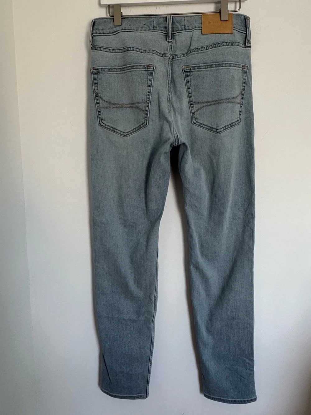 Hollister jeans distressed.